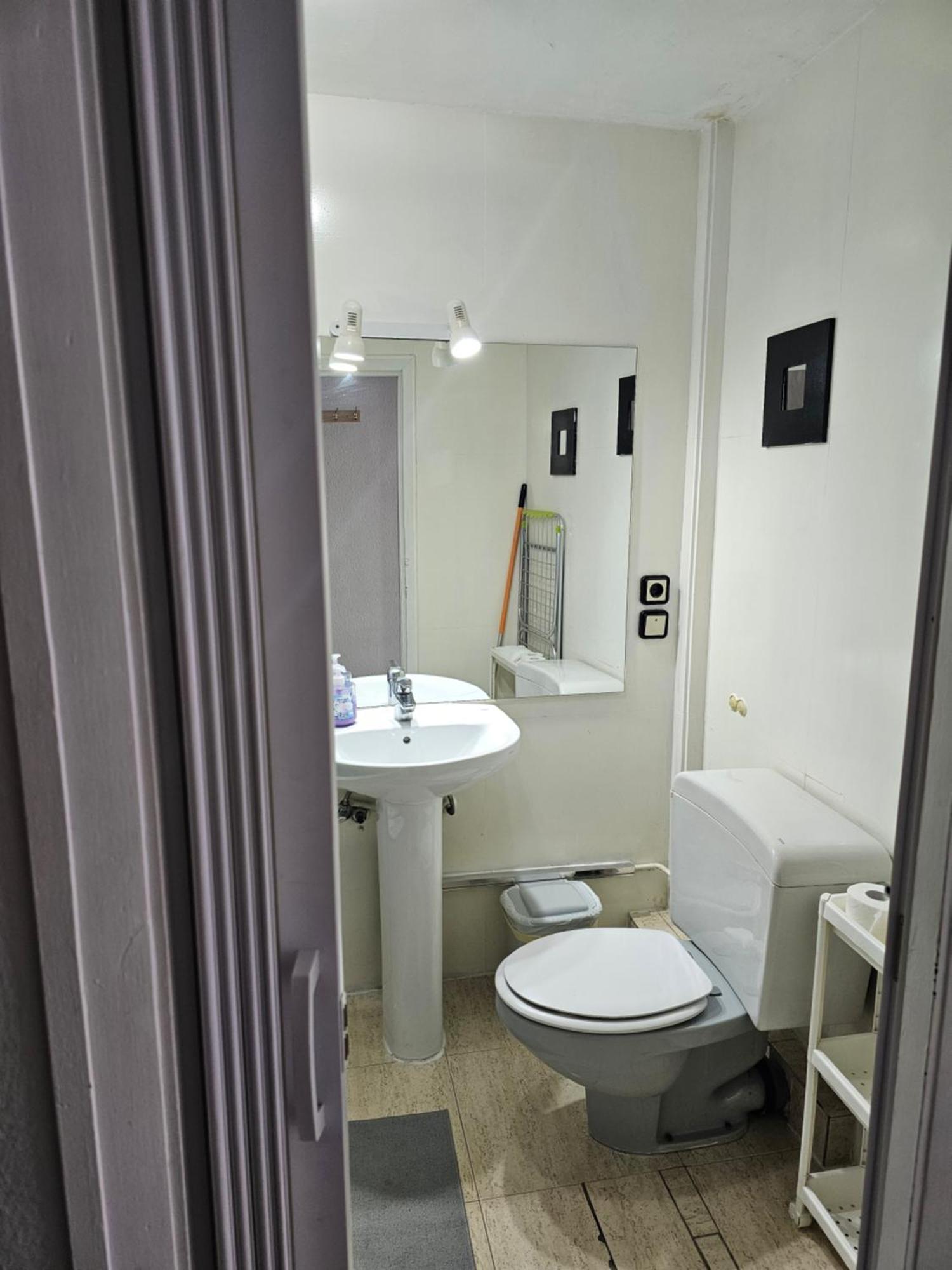 Estudio Doble Con Balcon En Madrid Centro المظهر الخارجي الصورة